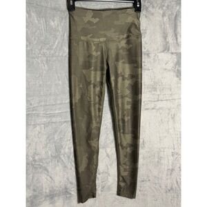 Prana Layna high rise 7/8 leggings Womens XS Green Camo Yoga Pants Hide
Pocket